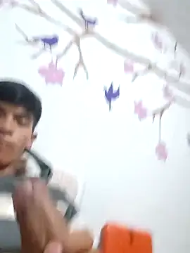 Snapshot of DavidVergagigante420 chatting on October 2025 04:52:01 AM DavidVergagigante420 online show from October 2025 04:52:01 AM