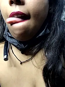 aliyaa9900 online show from November 2025 07:23:02 PM