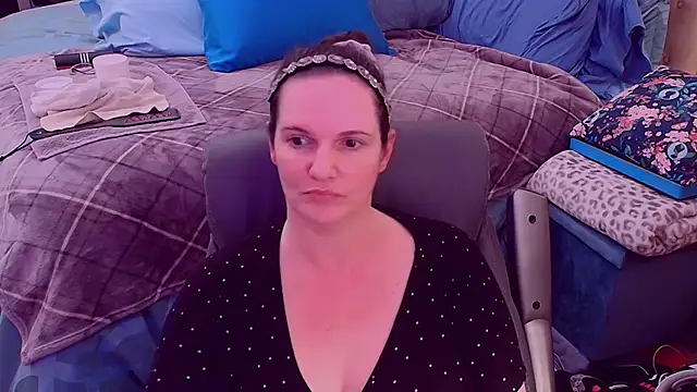 ninajaymes online show from December 2025 11:54:01 PM