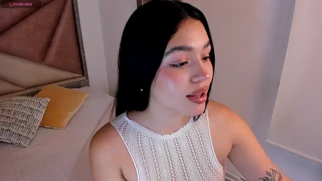 AvaScott  online show from December 2025 06:14:01 PM