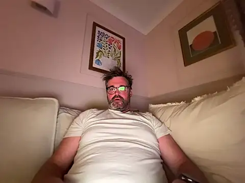 CyprioteWhitefly online show from May 2026 09:31:01 PM