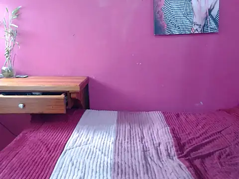 Snapshot of lola_diez chatting on September 2025 06:52:02 PM lola diez online show from September 2025 06:52:02 PM