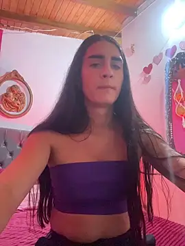 Snapshot of lola_diez chatting on October 2025 12:33:02 AM lola diez online show from October 2025 12:33:02 AM