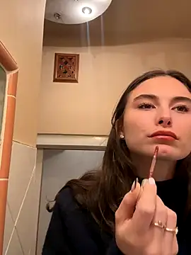 SophiiaStarr online show from November 2025 07:58:01 PM