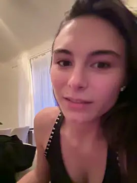 SophiiaStarr online show from April 2026 06:20:01 PM