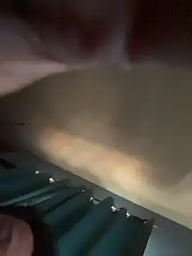 MRFreakBoi online show from November 2025 09:14:01 PM