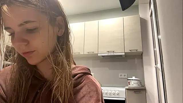 Snapshot of Denni_Spilber chatting on October 2025 05:00:01 PM Denni Spilber online show from October 2025 05:00:01 PM