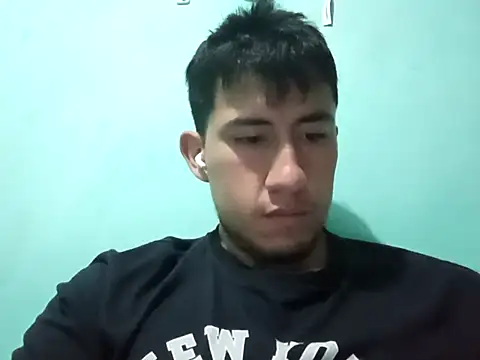 True Di online show from September 2025 12:32:02 AM