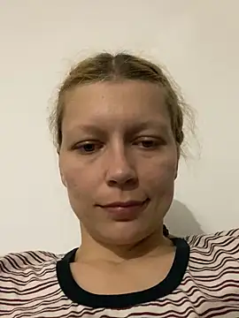 Snapshot of AnyaHellCat chatting on October 2025 09:27:01 PM AnyaHellCat online show from October 2025 09:27:01 PM