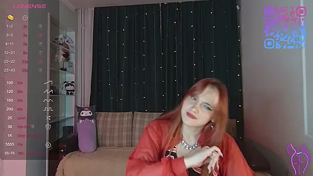 JulyHill online show from September 2025 04:50:01 PM