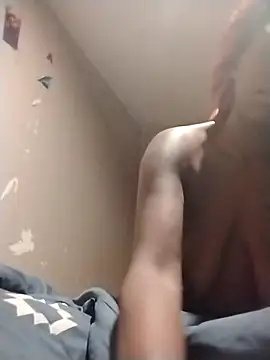 Snapshot of nawtyzaddie chatting on November 2025 01:04:02 AM nawtyzaddie online show from November 2025 01:04:02 AM