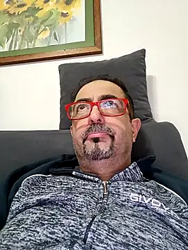 max im69 online show from December 2025 09:00:02 PM