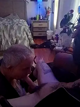 Snapshot of Mrluckstick chatting on September 2025 08:43:01 PM Mrluckstick online show from September 2025 08:43:01 PM