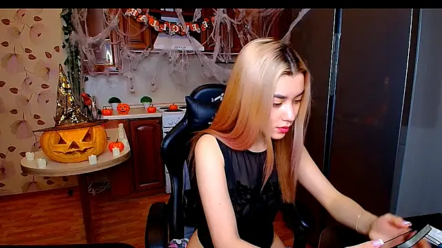 MaryamXSX online show from October 2025 12:56:02 AM