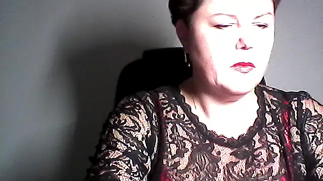 EllaLove2277 online show from October 2025 05:24:01 PM