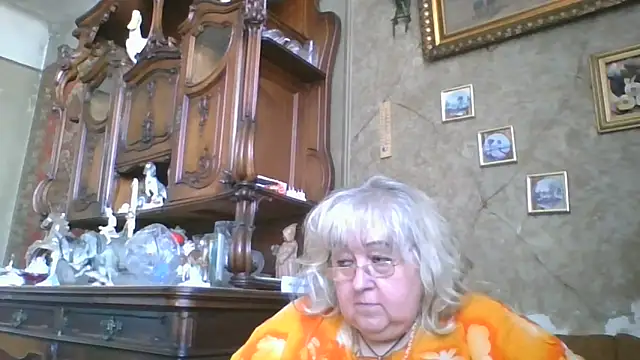 Snapshot of Lala-Love56 chatting on May 2026 01:51:01 PM Lala-Love56 online show from May 2026 01:51:01 PM