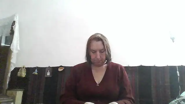 AnnaLive570 online show from April 2026 02:15:01 PM