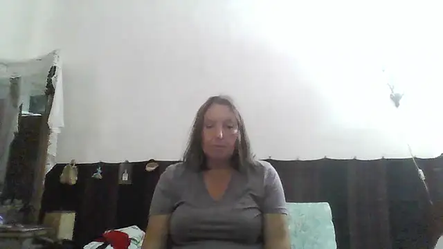 Snapshot of AnnaLive570 chatting on July 2026 11:28:01 AM AnnaLive570 online show from July 2026 11:28:01 AM