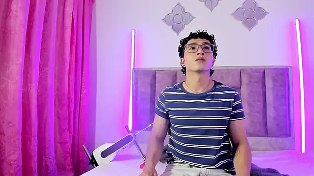 0anonimo bottom1 online show from September 2025 07:46:01 PM