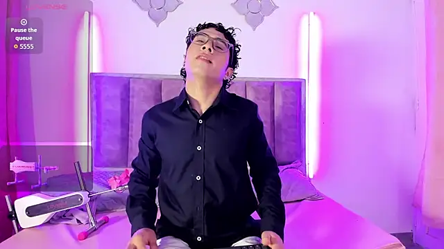 0anonimo bottom1 online show from October 2025 12:45:02 PM