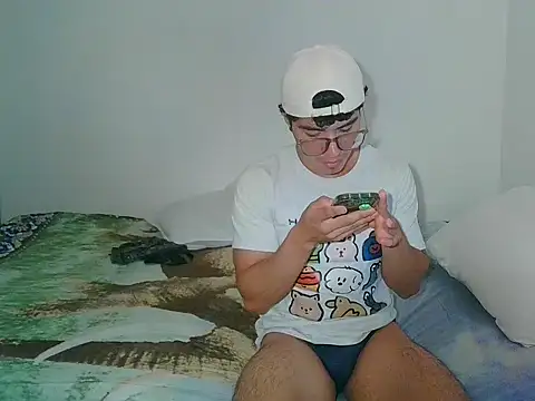 0anonimo bottom1 online show from April 2026 05:11:01 AM