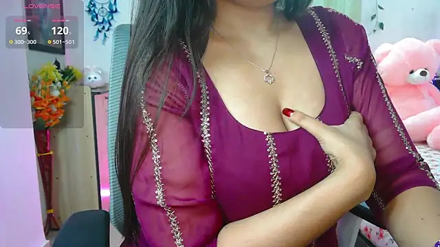 WildDimpi 0 online show from April 2026 06:10:02 PM