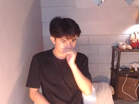 NautyBoyBrazeen 143 online show from March 2026 12:33:01 PM