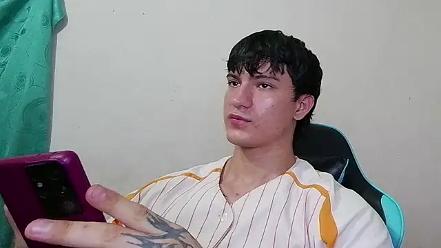 ErickWalton online show from March 2026 07:14:02 AM