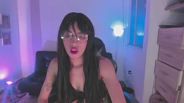 Nikkita Dragon online show from December 2025 02:09:02 AM