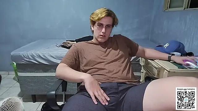 vinialnc online show from October 2025 01:03:01 AM