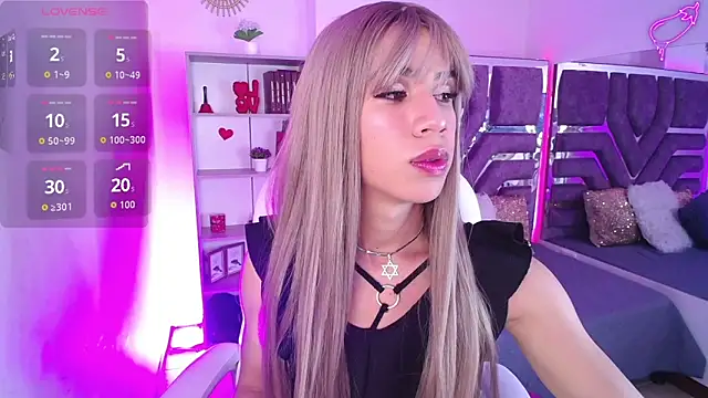 Eva Walker  online show from September 2025 12:44:02 AM