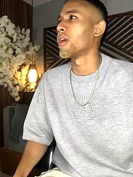 B Wild online show from October 2025 03:27:01 AM