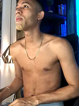 B Wild online show from October 2025 04:00:02 AM