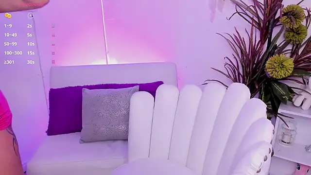 Emylopezz online show from September 2025 09:03:02 PM