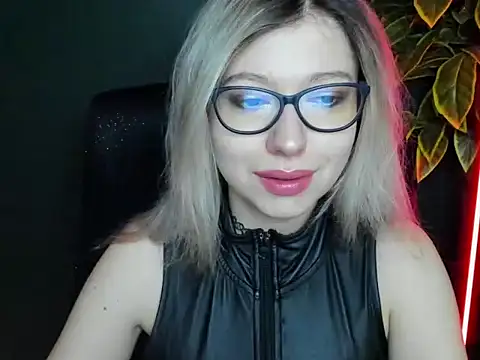 Snapshot of loveHeidi chatting on February 2026 05:35:01 AM loveHeidi online show from February 2026 05:35:01 AM