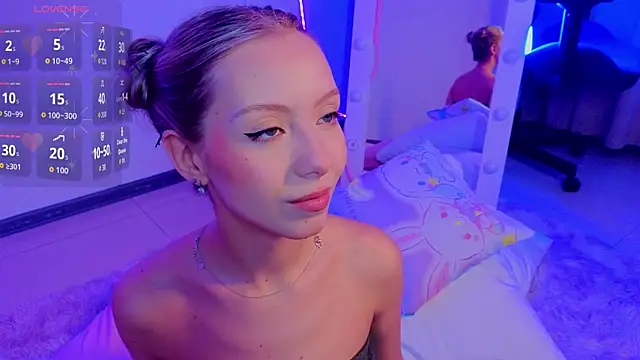 LumMina online show from April 2026 02:38:01 AM