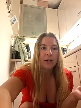 story of sarah online show from October 2025 04:49:01 PM