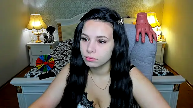 OmniaSher online show from November 2025 10:26:02 AM