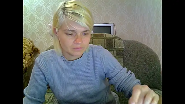 Snapshot of SaraSnow_ chatting on November 2025 06:29:02 PM SaraSnow online show from November 2025 06:29:02 PM