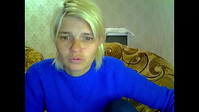 Snapshot of SaraSnow_ chatting on November 2025 06:14:01 PM SaraSnow online show from November 2025 06:14:01 PM