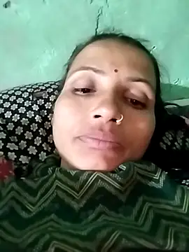 KIRTI12 HOT online show from December 2025 03:40:02 PM