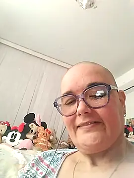 Snapshot of Yarry40 chatting on January 2026 02:10:01 PM Yarry40 online show from January 2026 02:10:01 PM