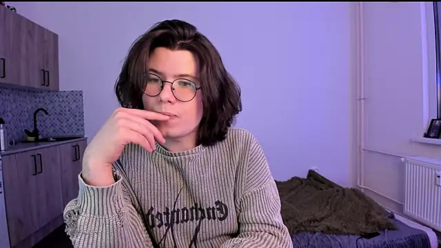 Snapshot of Derek_Shameless chatting on February 2026 08:29:01 PM Derek Shameless online show from February 2026 08:29:01 PM