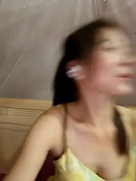 Yumyum kiw online show from October 2025 12:43:02 AM