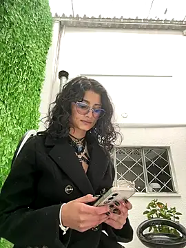 Snapshot of LilyRouset chatting on September 2025 12:28:02 PM LilyRouset online show from September 2025 12:28:02 PM