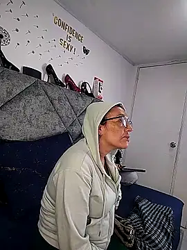 Shantey Laurent online show from February 2026 02:37:02 PM