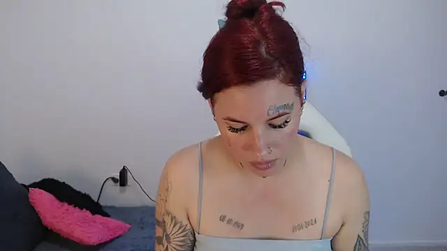 Maddy Vicius19 online show from September 2025 07:50:02 PM