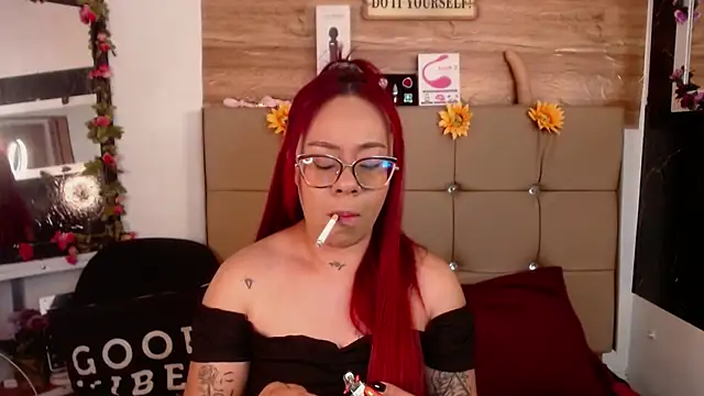 MIA  SPENCER online show from October 2025 06:42:02 PM