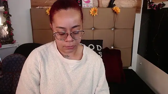 MIA  SPENCER online show from February 2026 12:05:02 PM