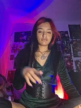 carolinerue online show from February 2026 10:55:02 AM